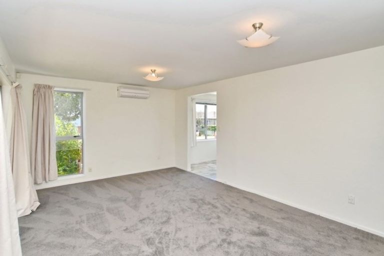 Photo of property in 31 Meon Street, Aranui, Christchurch, 8061