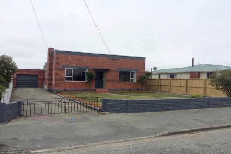 Photo of property in 76 Thomson Street, Tinwald, Ashburton, 7700