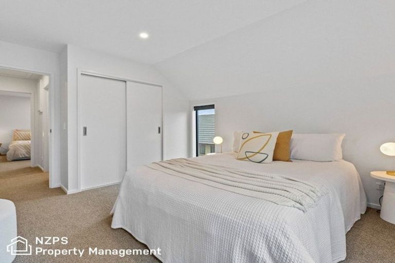 Photo of property in 24 Royal Crescent, Saint Kilda, Dunedin, 9012