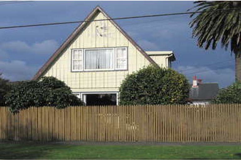 Photo of property in 52 Gordon Street, Avalon, Lower Hutt, 5011
