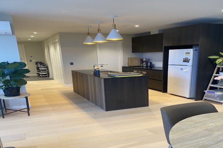 Photo of property in 402/28 Killarney Street, Takapuna, Auckland, 0622