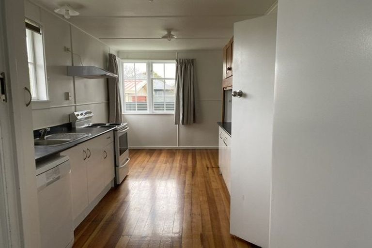 Photo of property in 6 Forth Terrace, Roslyn, Palmerston North, 4414