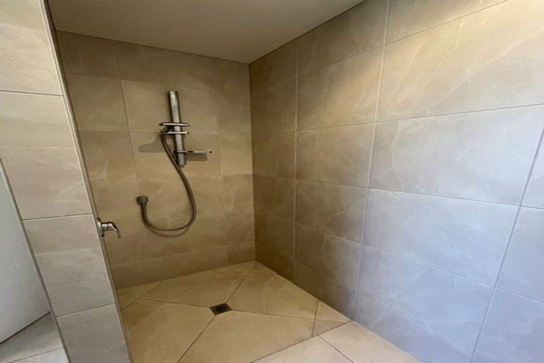 Photo of property in 6 Rayner Way, Glen Avon, New Plymouth, 4312