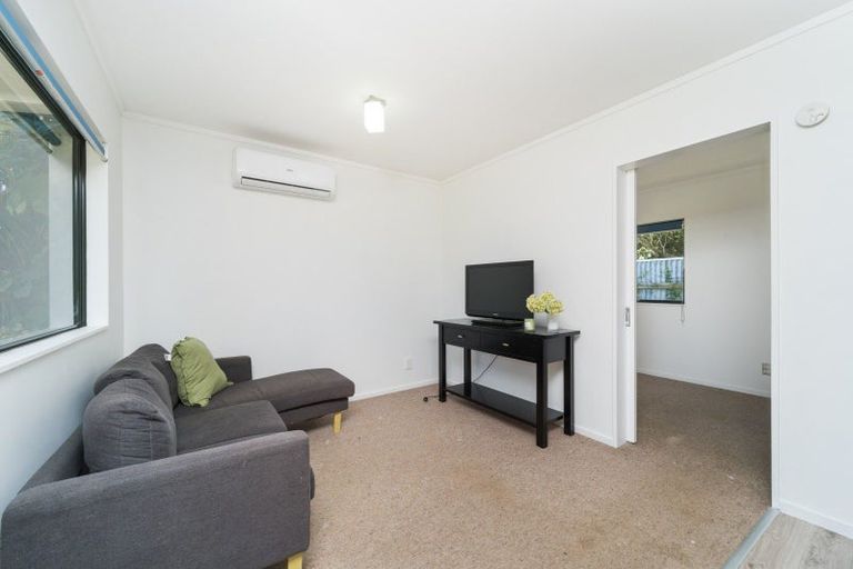 Photo of property in 10 Denbigh Place, Awapuni, Palmerston North, 4412