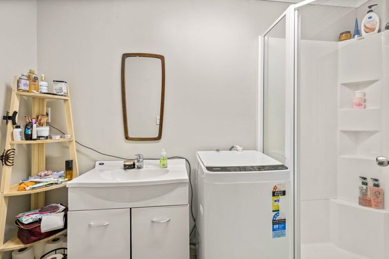 Photo of property in 21 Foster Crescent, Snells Beach, 0920