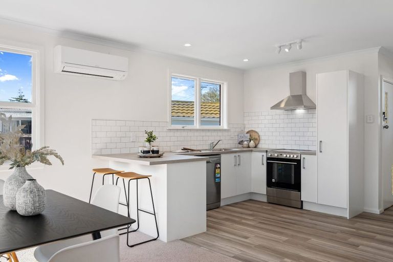 Photo of property in 2 Freebairn Street, Redwood, Christchurch, 8051