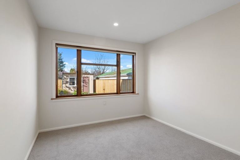 Photo of property in 43 Springbank Street, Bryndwr, Christchurch, 8053
