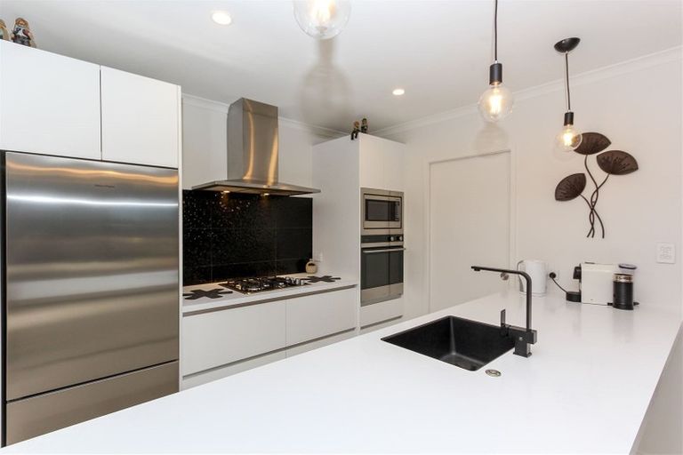 Photo of property in 60a Penrod Drive, Bell Block, New Plymouth, 4312