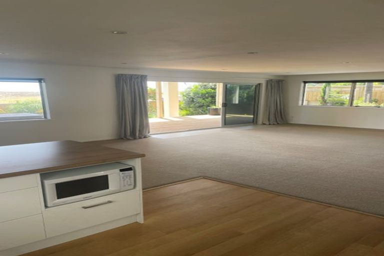 Photo of property in 1163 Papamoa Beach Road, Papamoa Beach, Papamoa, 3118