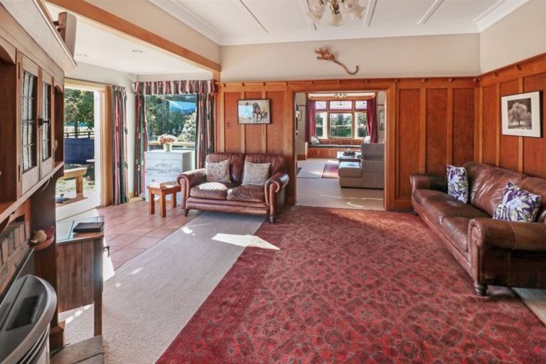 Photo of property in 82 Aerodrome Road, Dannevirke, 4972