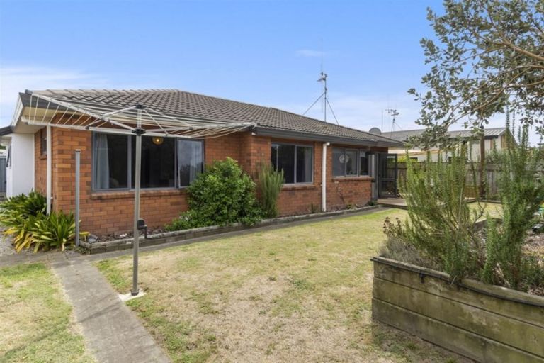 Photo of property in 55 Kane Road, Papamoa Beach, Papamoa, 3118
