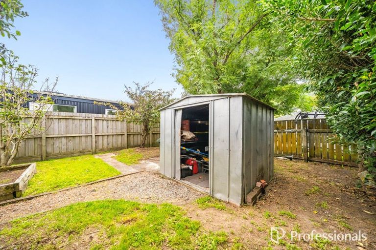 Photo of property in 16 Bell Road, Waiwhetu, Lower Hutt, 5010