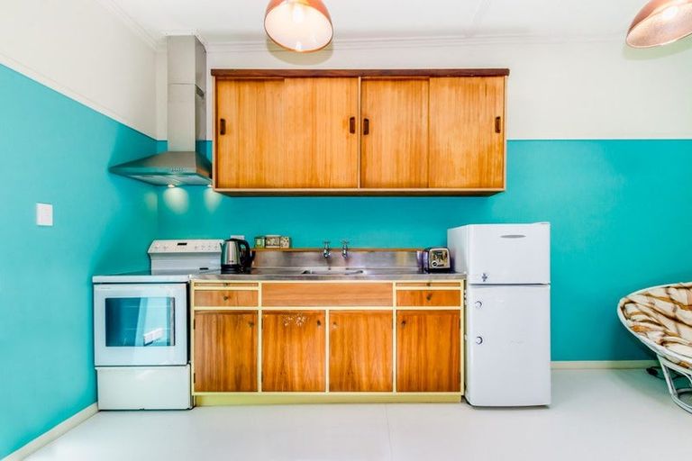 Photo of property in 22a Te Miti Street, Paekakariki, 5034