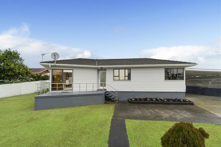 Photo of property in 3 Treviso Place, Clover Park, Auckland, 2023