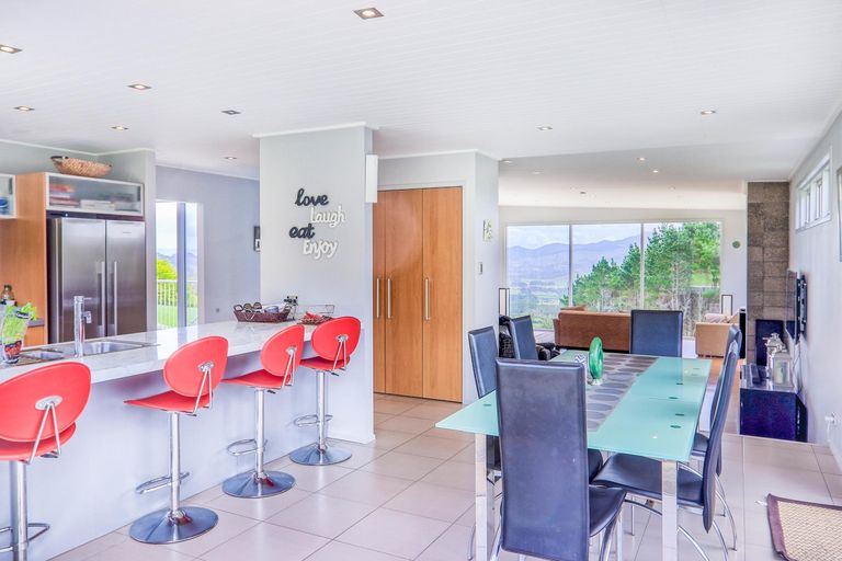 Photo of property in 10 Poets Corner Road, Waihi, 3681