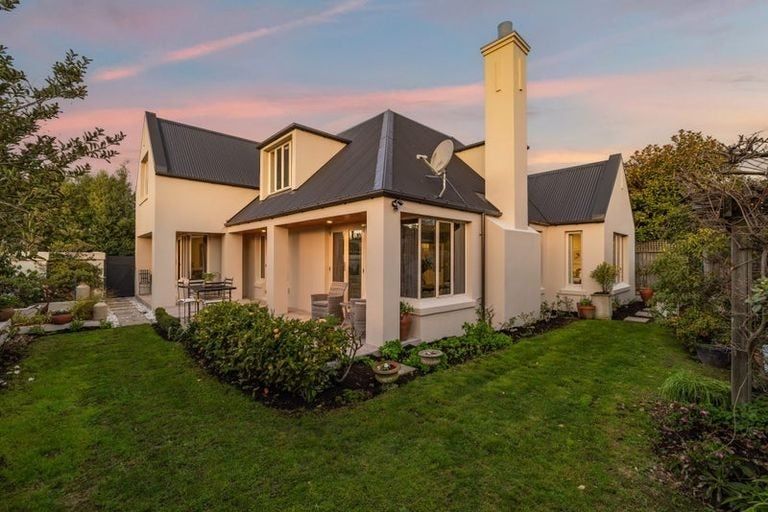 Photo of property in 86 Leinster Road, Merivale, Christchurch, 8014