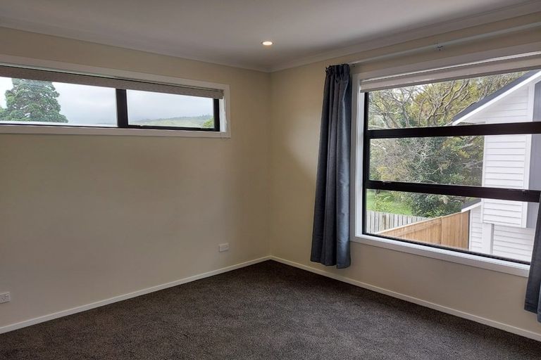 Photo of property in 18c Royal Street, Upper Hutt Central, Upper Hutt, 5018