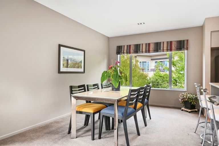 Photo of property in 10 Sunhaven Place, Huntsbury, Christchurch, 8022