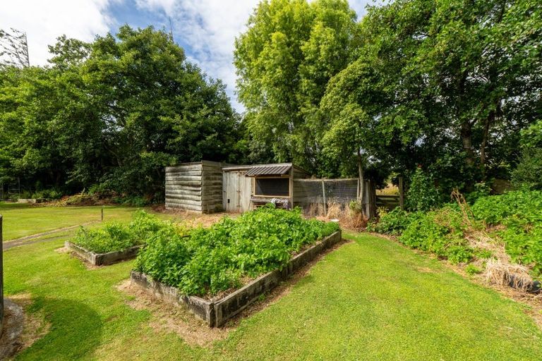 Photo of property in 181 Dunns Road, Otatara, Invercargill, 9879