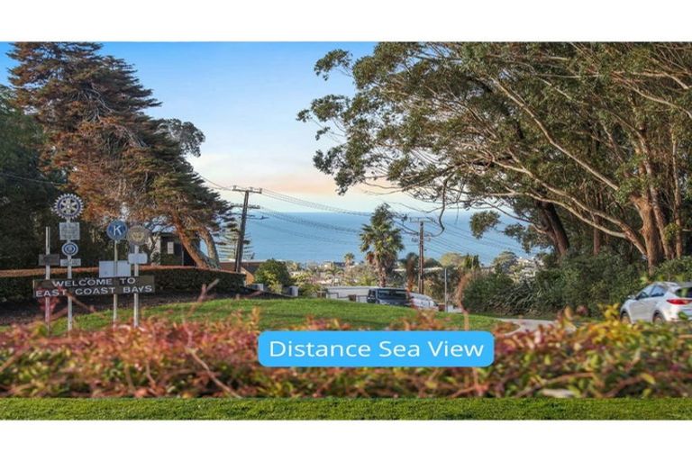 Photo of property in 352 East Coast Road, Sunnynook, Auckland, 0630