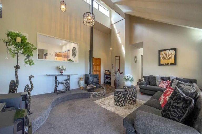 Photo of property in 32 Hauraki Road, Hauraki, Auckland, 0622