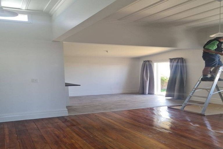 Photo of property in 19 Kelvin Street, Aramoho, Wanganui, 4500