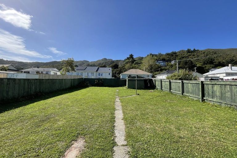 Photo of property in 13 Toomath Street, Naenae, Lower Hutt, 5011