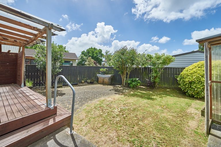 Photo of property in 2 Bevan Place, Cloverlea, Palmerston North, 4412