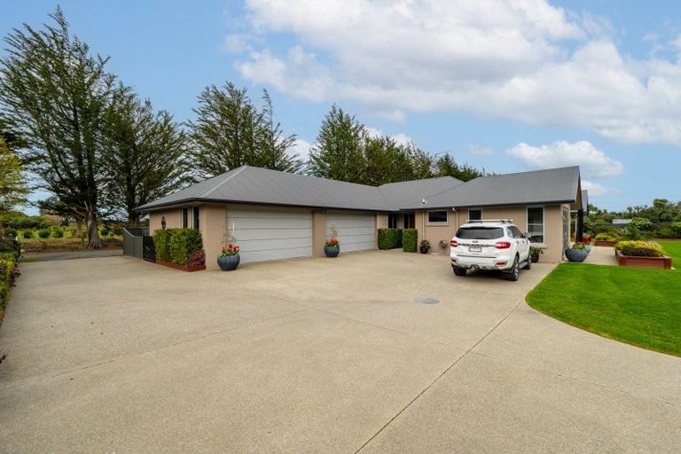 Photo of property in 47 Matua Grove, Otatara, Invercargill, 9879