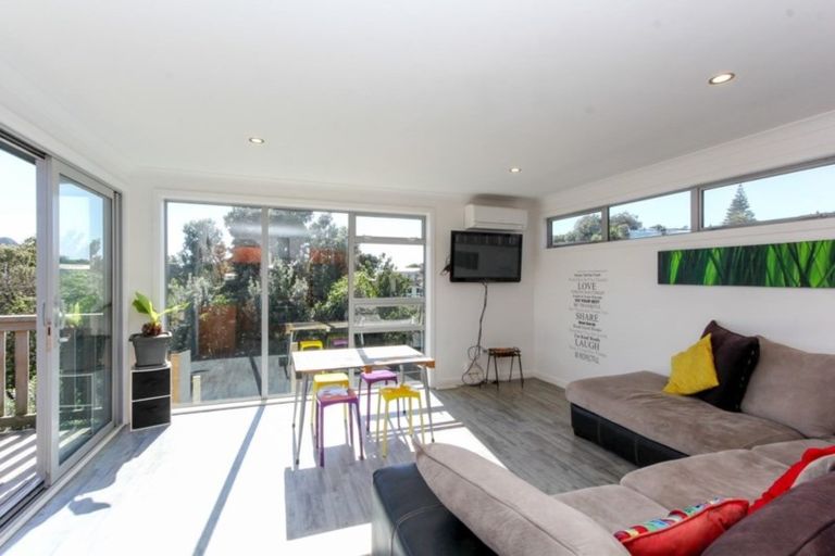 Photo of property in 24 Norwich Avenue, Spotswood, New Plymouth, 4310