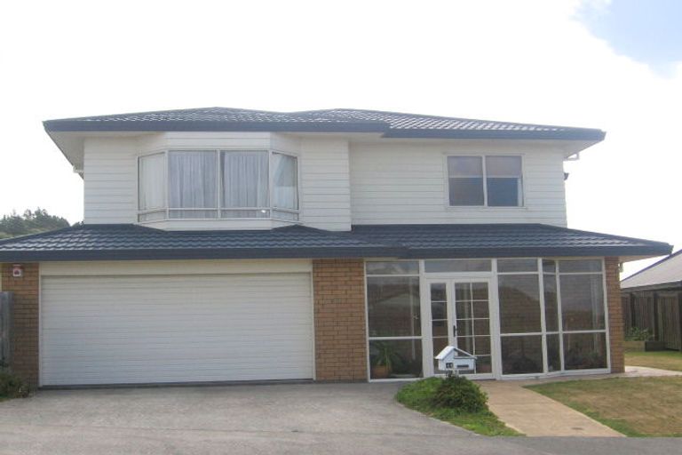 Photo of property in 44 Ashton Fitchett Drive, Brooklyn, Wellington, 6021