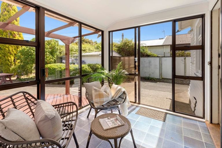 Photo of property in 11 Chelwood Street, Takaro, Palmerston North, 4412