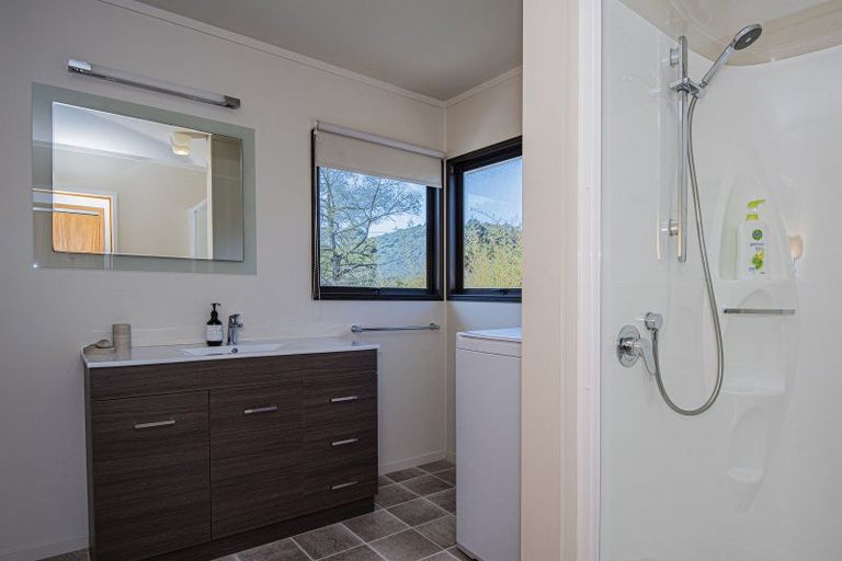 Photo of property in 36 Te Maika Road, Ngunguru, Whangarei, 0173