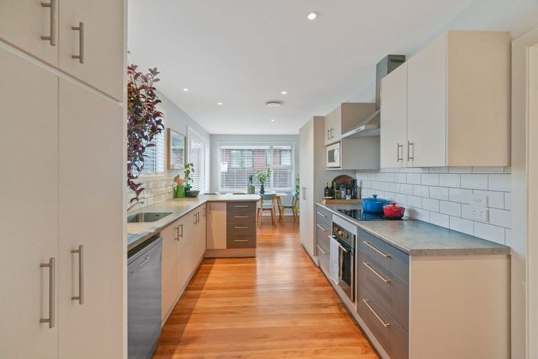 Photo of property in 72 Wingate Street, Redwood, Christchurch, 8051