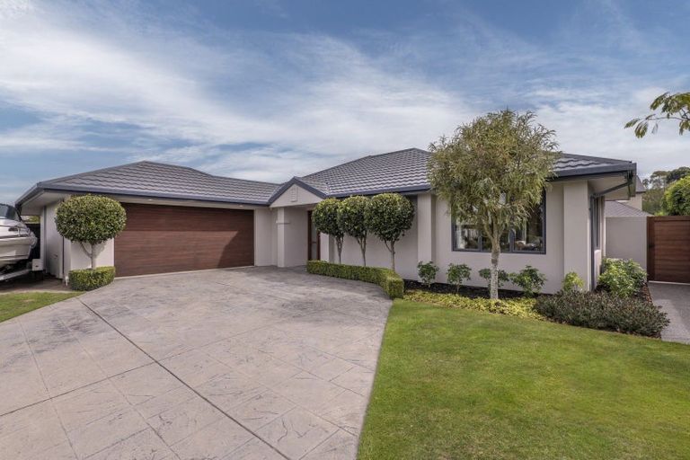 Photo of property in 9 Napoleon Close, Harewood, Christchurch, 8051