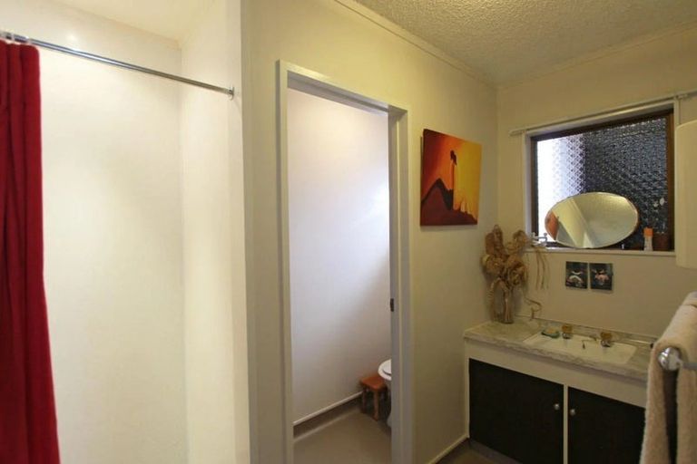 Photo of property in 1/6 Shera Street, Acacia Bay, Taupo, 3330