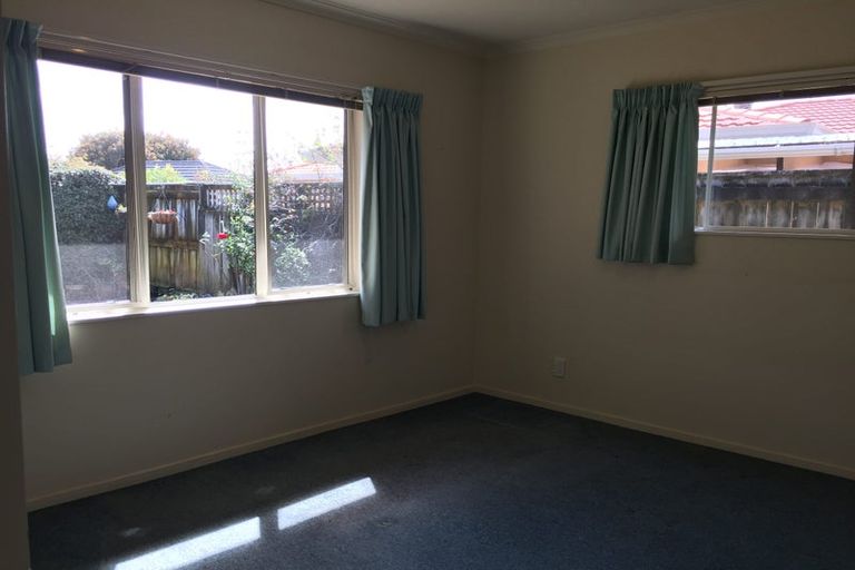 Photo of property in 15 San Vito Place, Paraparaumu Beach, Paraparaumu, 5032