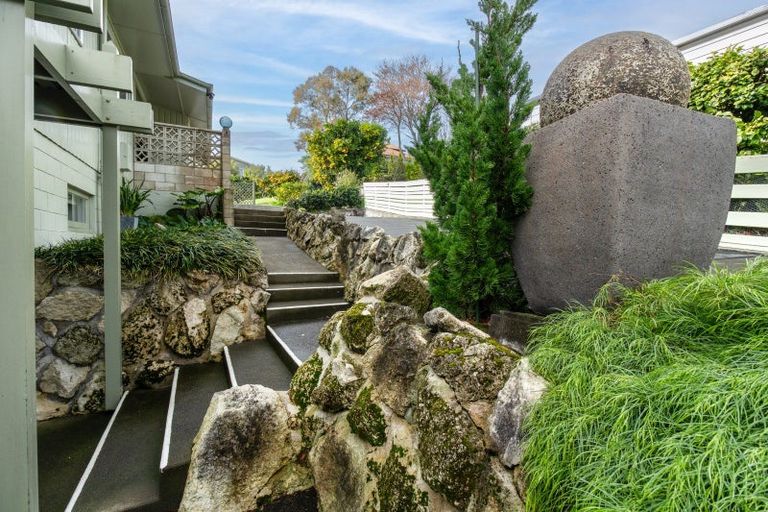 Photo of property in 18 Franklin Terrace, Havelock North, 4130