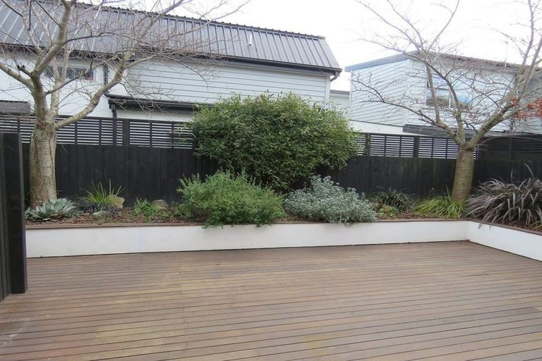 Photo of property in 30g Lyndon Street, Riccarton, Christchurch, 8041