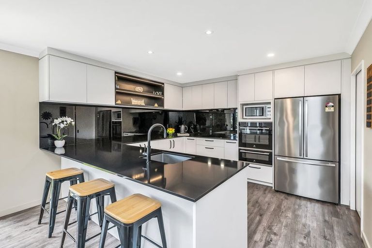 Photo of property in 13 Cressy Place, Darfield, 7510