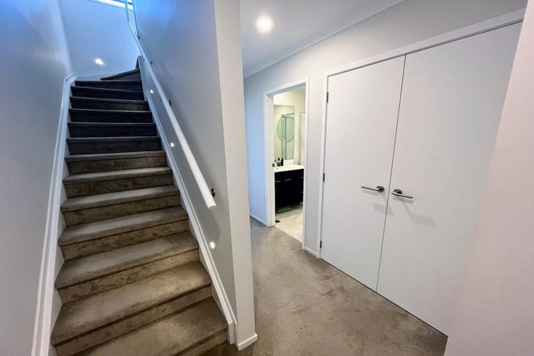 Photo of property in 66 Mapou Road, Hobsonville, Auckland, 0616