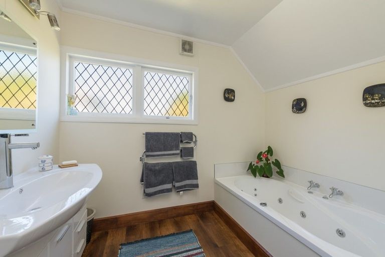 Photo of property in 200 The Ridgeway, Stoke, Nelson, 7011