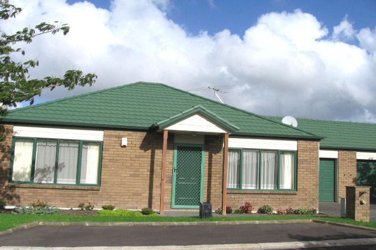 Photo of property in 13 Kilmarnock Avenue, Ranui, Auckland, 0612