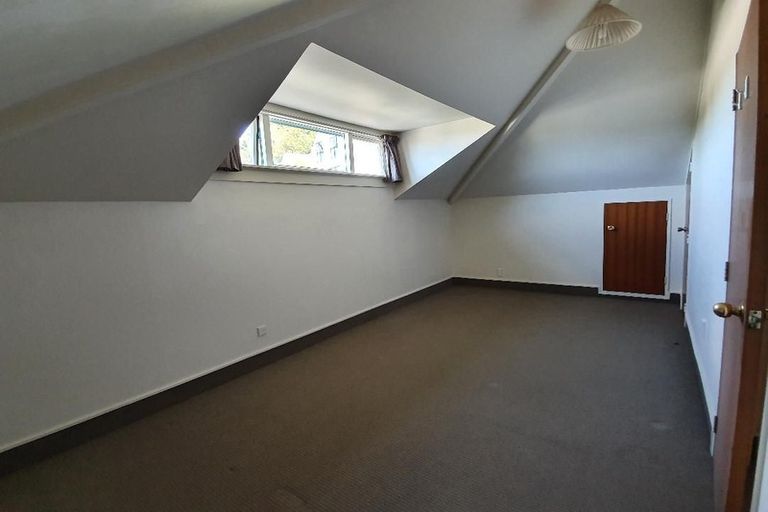 Photo of property in 4/15 Upper Lewisville Terrace, Thorndon, Wellington, 6011