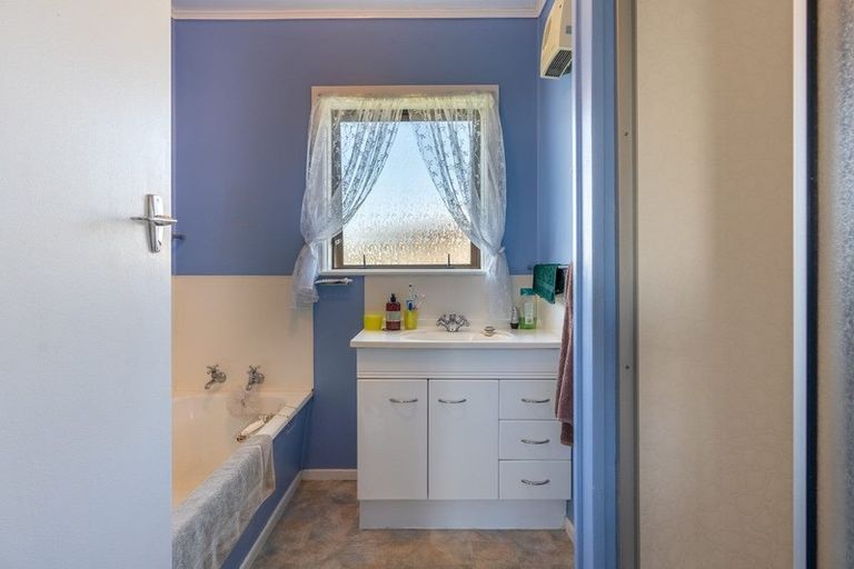 Photo of property in 51 Clayton Avenue, Otara, Auckland, 2023