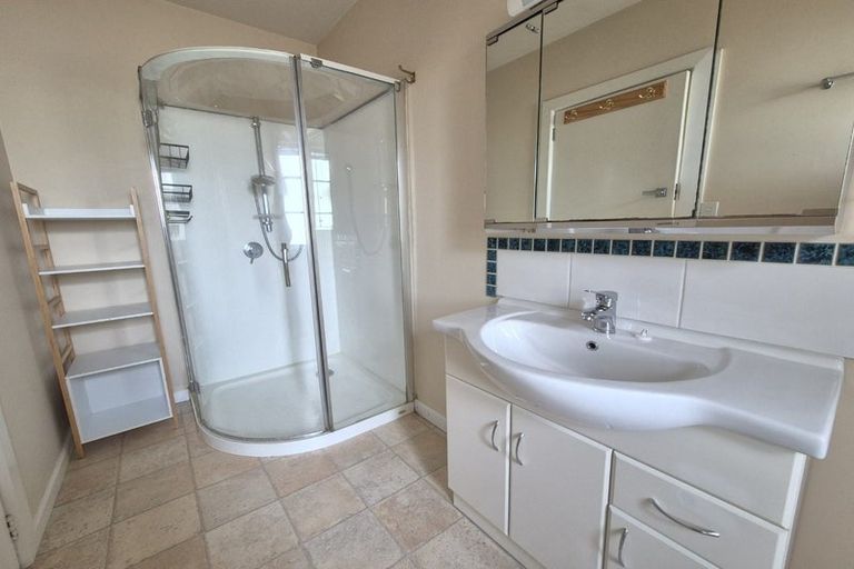 Photo of property in 14 Lincoln Street, Picton, 7220