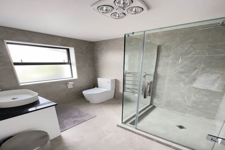 Photo of property in 13 Tawatawa Street, Long Bay, Auckland, 0630