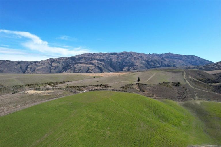 Photo of property in 35 Kordia Way, Waikerikeri, 9391