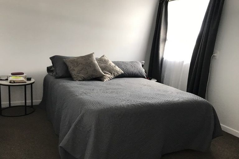 Photo of property in 2a Dinniss Avenue, Regent, Whangarei, 0112