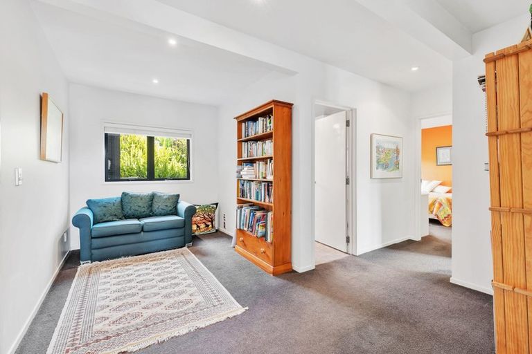 Photo of property in 22a Eastcliffe Road, Castor Bay, Auckland, 0620